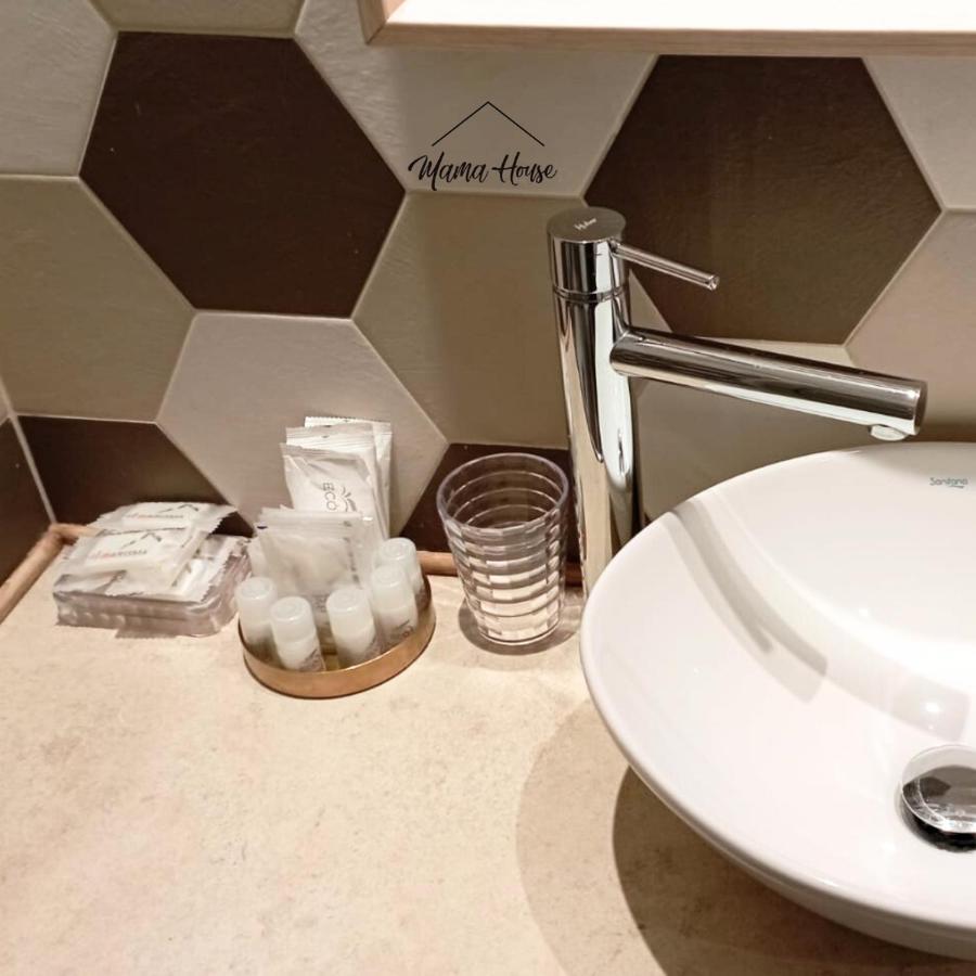 فندق Mama House ميلان المظهر الخارجي الصورة